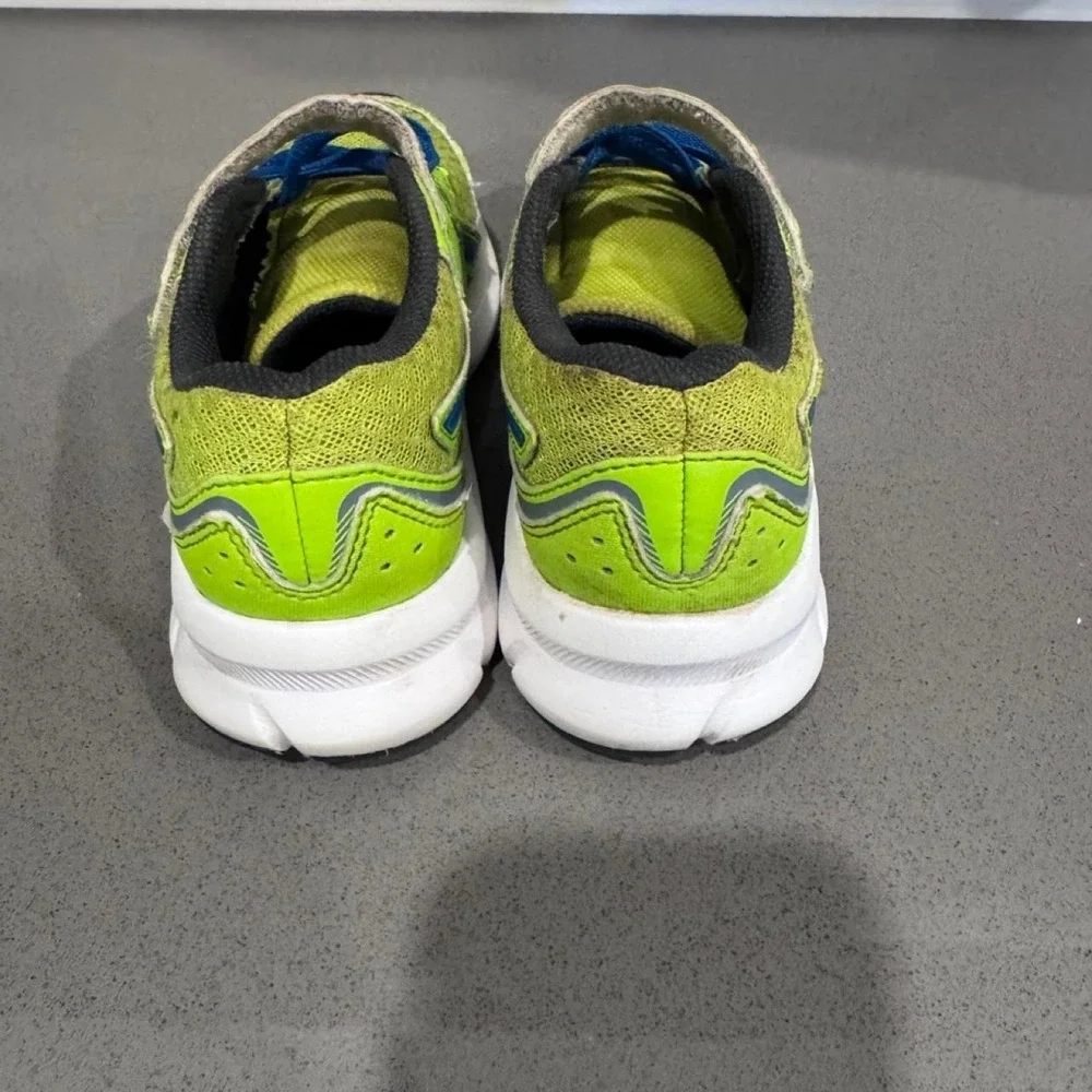 Add 'ASICS Gel-Contend 7 blue & green running shoes